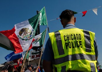 Chicago, convertida en “zona de guerra” por el terror migratorio de Trump