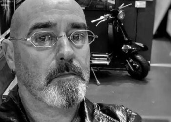 El guitarrista de Oasis Paul Arthurs reveló que padece cáncer de próstata