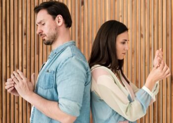 Un estudio determinó la eficacia de un chatbot para resolver conflictos de pareja