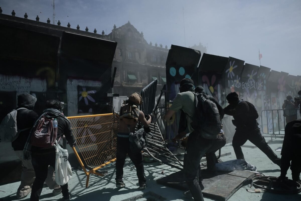 Protesta de la generación Z en México terminó en enfrentamientos con la policía