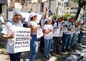 Familiares de presos políticos se concentraron frente a la sede principal del Ministerio Público