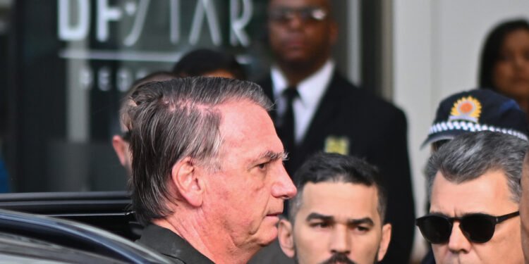 La Corte Suprema de Brasil ratificó por unanimidad la prisión preventiva de Jair Bolsonaro