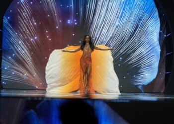 Miss Jamaica mejora en el hospital cinco días después de su caída en Miss Universo