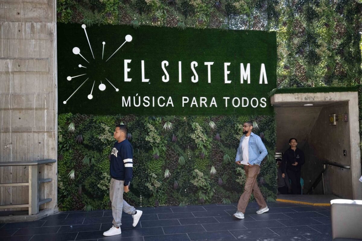 Sistema de Orquesta y Coros de Venezuela celebrará sus 50 años con una gira por Europa