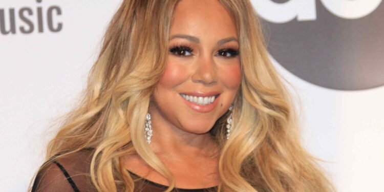 Mariah Carey le dio la bienvenida a la Navidad nuevamente con su icónico tema