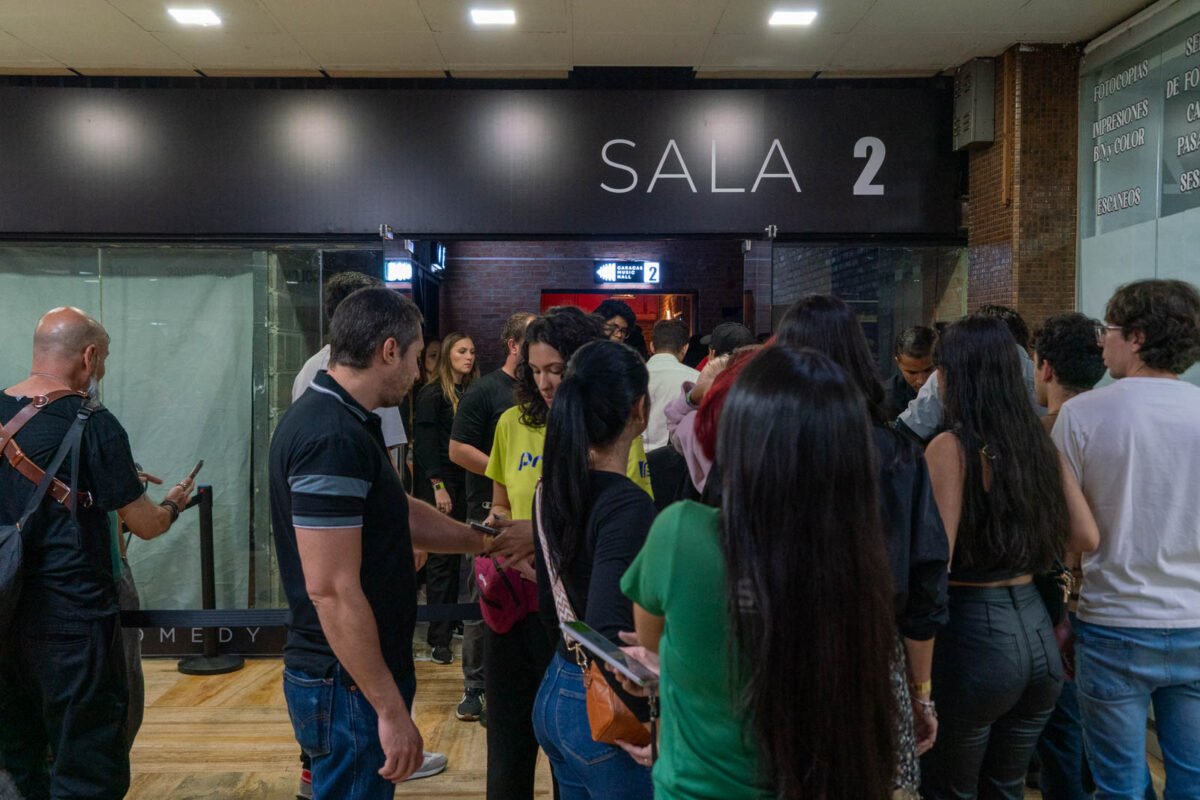 Okills encendió Caracas con un viaje emocional por los 10 años de América Supersónica