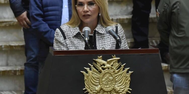 Supremo de Bolivia anuló sentencia de expresidenta Jeanine Áñez y ordenó su liberación