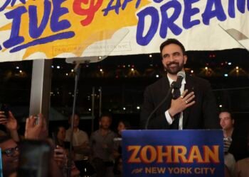 El joven socialista Zohran Mamdani conquista Nueva York con su promesa de cambio frente a Trump