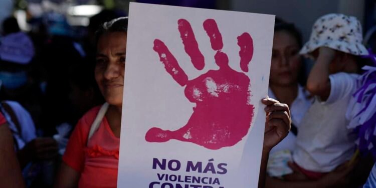 Advierten que una de cada tres mujeres ha sufrido algún tipo de violencia a lo largo de su vida