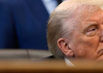 Senado de EE UU rechazó limitar los poderes de Trump ante eventual ataque contra Venezuela