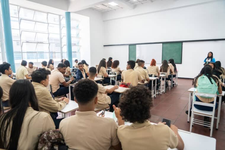 Resultados OPSU 2025: anunciaron una tercera fase de postulación para la asignación de carreras universitarias Estudiantes de bachillerato