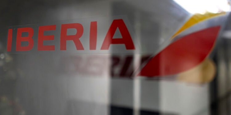 Iberia confirmó que recibió la comunicación de retirada de la licencia en Venezuela