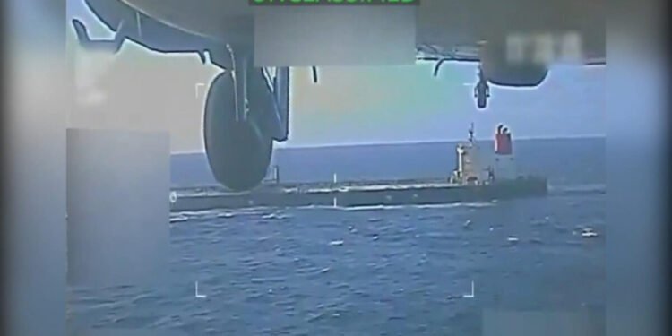 ¿Qué se sabe hasta ahora del petrolero venezolano confiscado por Estados Unidos?