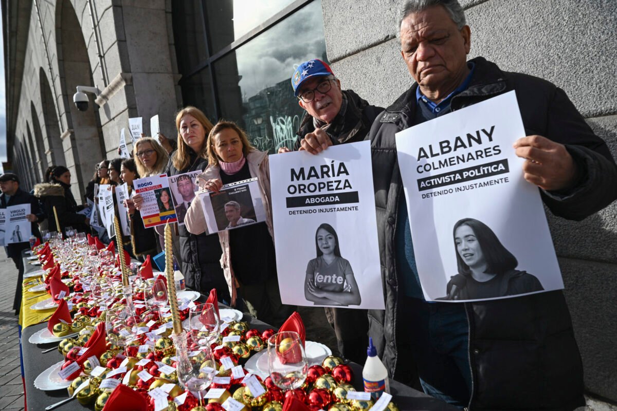 Mesa de los que Esperan: la iniciativa que exigió desde varios países una Navidad sin presos políticos