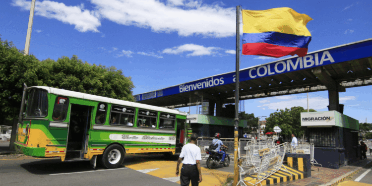 Las alternativas que ofrecen agencias de viaje en Venezuela tras suspensión de vuelos