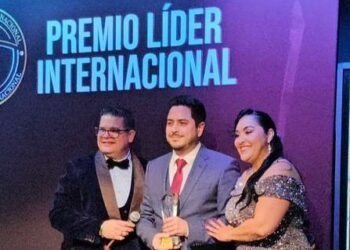 Gustavo Lainette recibe el Premio Líder Internacional 2025 y reafirma su liderazgo en la lucha por una Venezuela libre