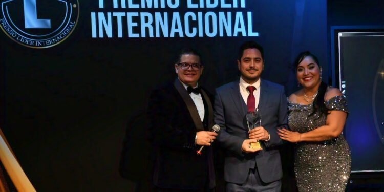 La Gala Líder de Excelencia cierra el 2025 reconociendo a más de 40 líderes y anunciando su próxima edición en Georgia