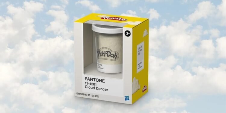 Pantone proclamó al “Cloud Dancer” como su Color del Año 2026