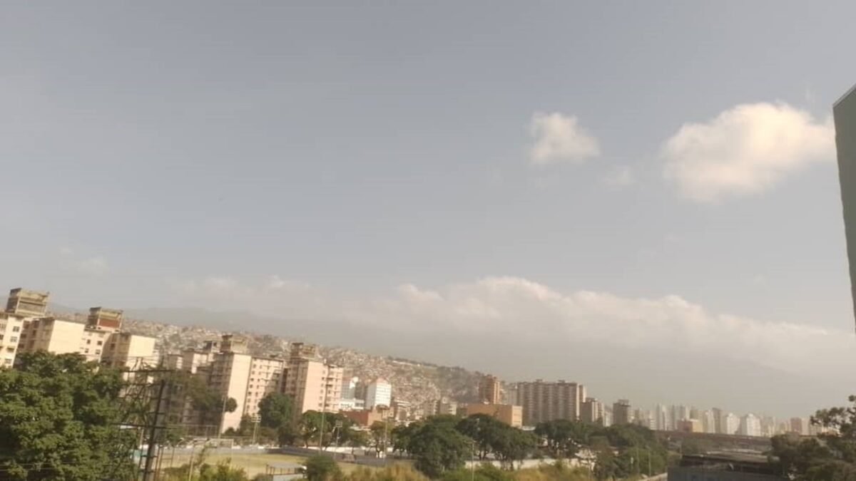Las imágenes de la nube de polvo del Sahara que cubrió varias ciudades de Venezuela