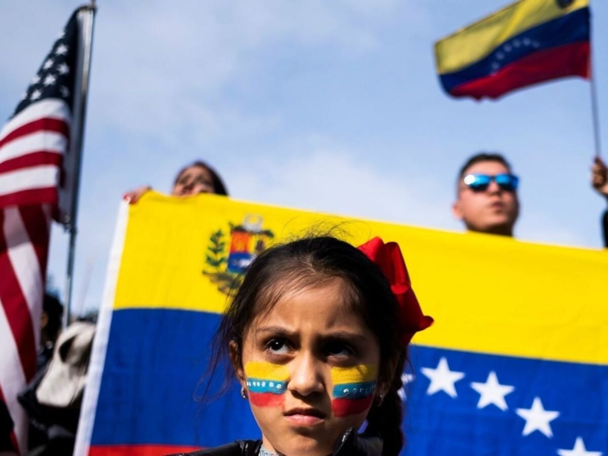 Venezolanos en Florida viven con incertidumbre insistencia del gobierno de Trump de eliminar el TPS