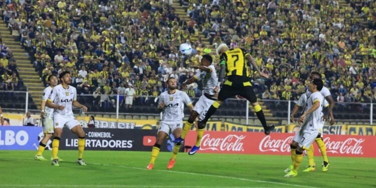 Deportivo Táchira avanzó a la segunda fase de la Copa Libertadores 