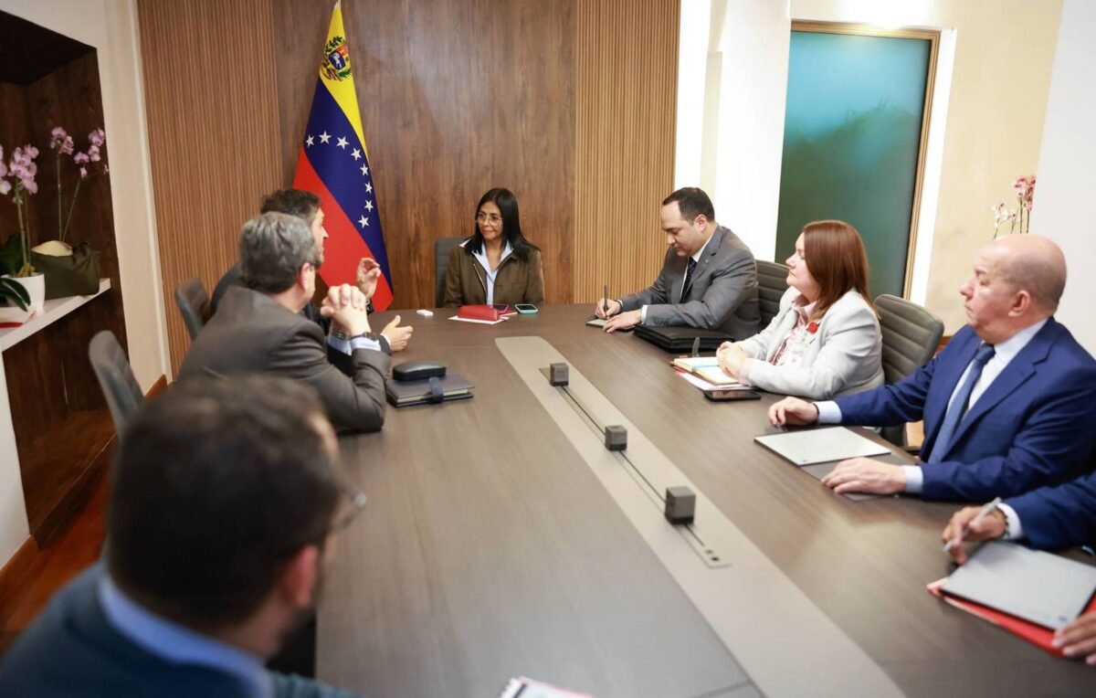 Delcy Rodríguez se reunió con directivos de Repsol y Maurel & Prom para concretar inversiones petroleras