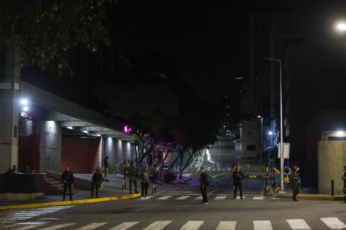 “Lo que vivimos no fue fácil”, los testimonios de los civiles que vivieron de cerca los bombardeos en Caracas