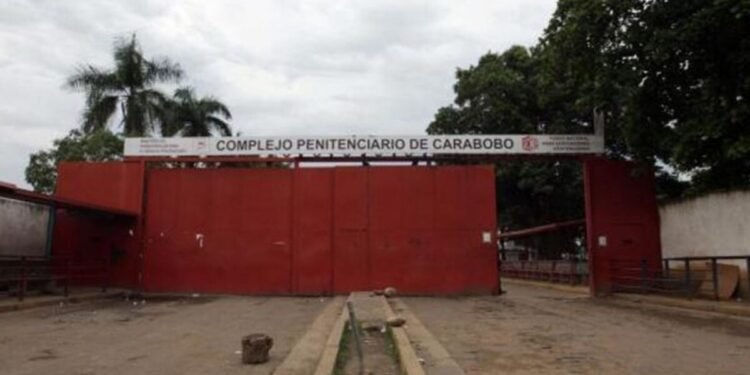 Familiares reportaron que más de 300 presos de Tocuyito iniciaron una huelga de hambre