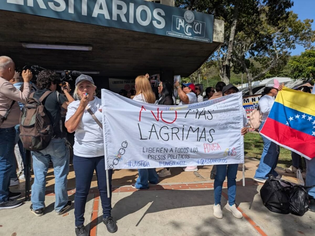 “Amnistía real”: la exigencia de los familiares de presos políticos y estudiantes desde la UCV