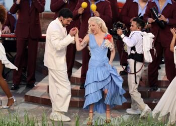 Congresistas republicanos pidieron multar y «encerrar» a Bad Bunny por el Super Bowl