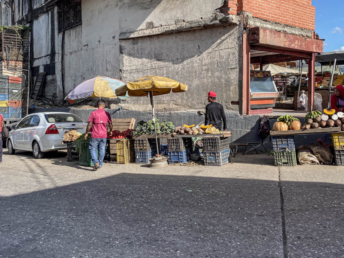 Mercados municipales en Caracas iniciaron 2026 con aumento de precios y pocos compradores