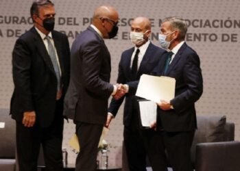 Gobierno venezolano busca acuerdos laborales