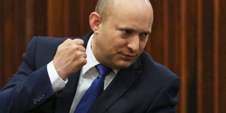 Quién es Péter Magyar, el exaliado de Viktor Orbán que se convirtió en su crítico más acérrimo y lo derrotó en unas históricas elecciones en Hungría