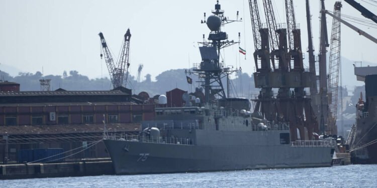 Trump amenaza con “eliminar” los buques iraníes que desafíen el bloqueo de Ormuz