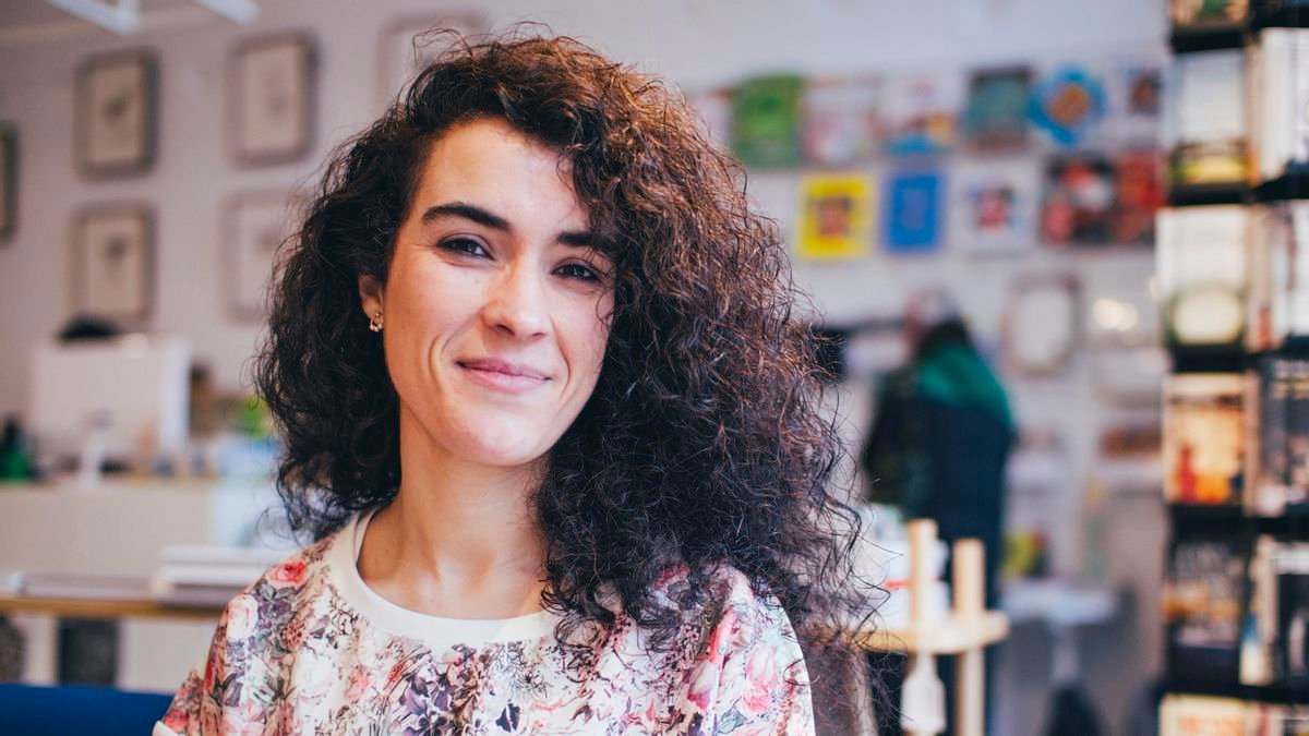 Cecilia F. Santomé, la escritora que con 'As despedidas' ha descrito el duelo por los abuelos