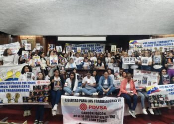 Familiares del caso Pdvsa-Obrero se suman a la protesta frente a la Embajada de EE UU en Caracas