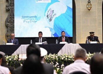 Las Bolsas europeas dudan pese a la firma del acuerdo de paz entre EE UU e Irán con el petróleo a la baja