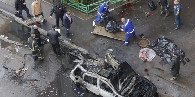 Ucrania confirma la muerte de un coronel ruso en la explosión de un coche en Moscú