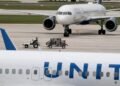 Una joven demanda a Delta Air Lines   por acusar a su padre de forma falsa de trata de personas y agresión sexual durante un vuelo
